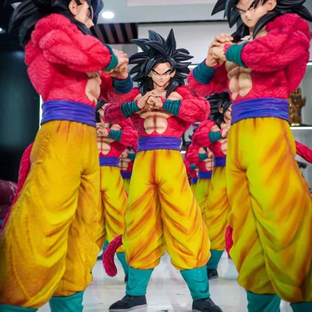 Super Saiyan 4 Goku 53cm Statue | Large Dragon Ball Figure Collectible Figures - The Eezee Shop