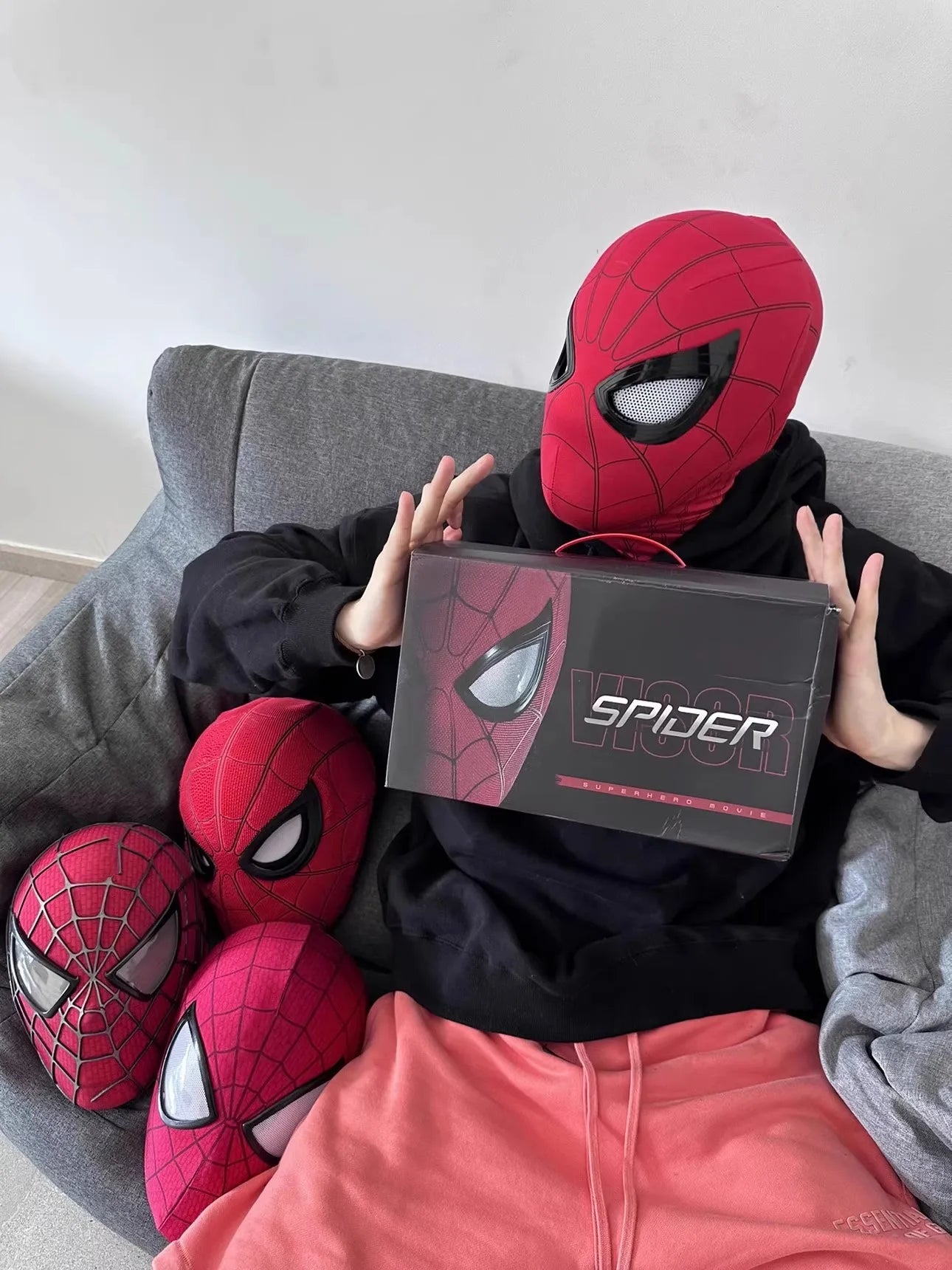 Spider-Man Motorized Eye Mask | Light-Up 1:1 Ring Control Cosplay Masks & Helmets - The Eezee Shop