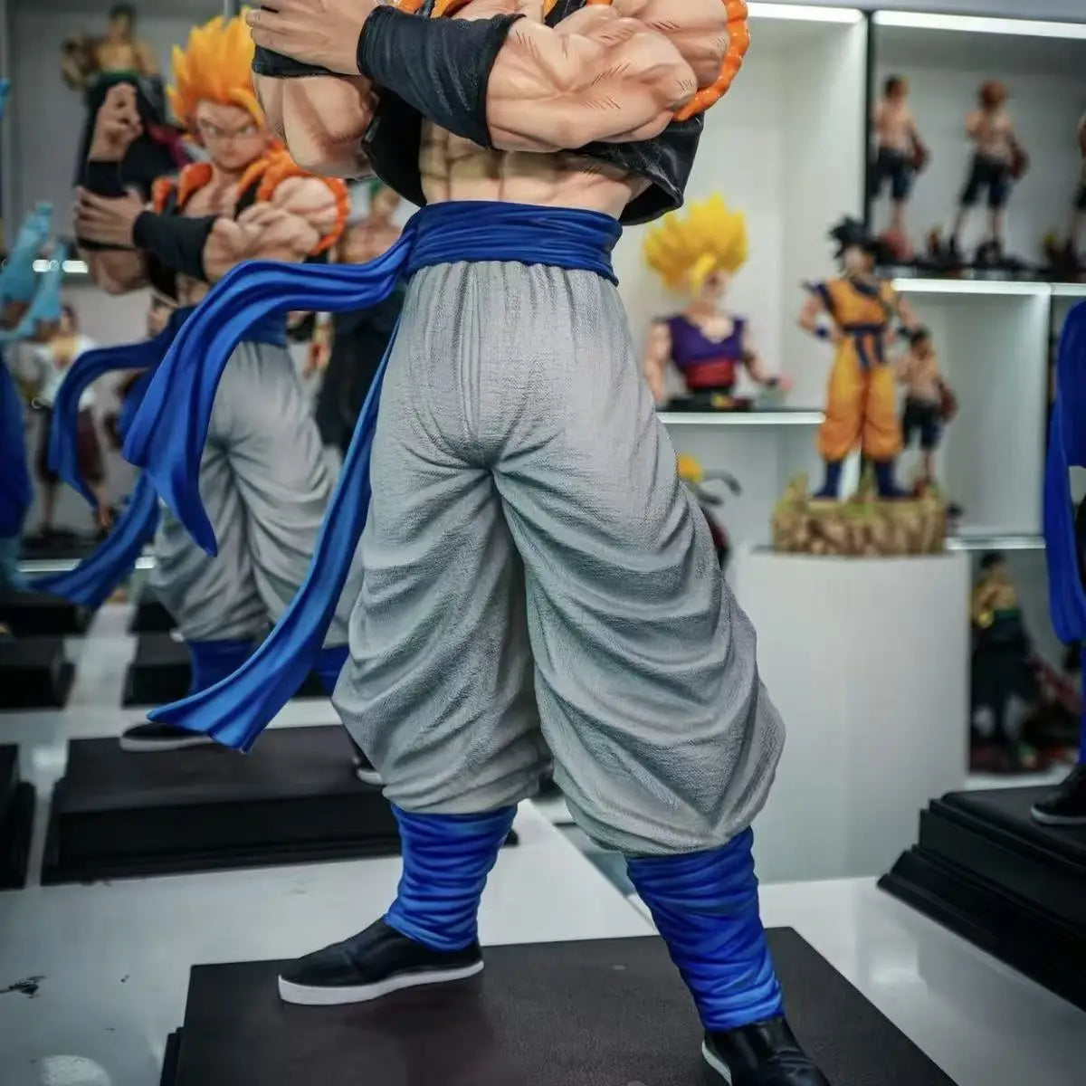 Gogeta & Vegito 53cm Statue | Large Dragon Ball Fusion Figure Collectible Figures - The Eezee Shop