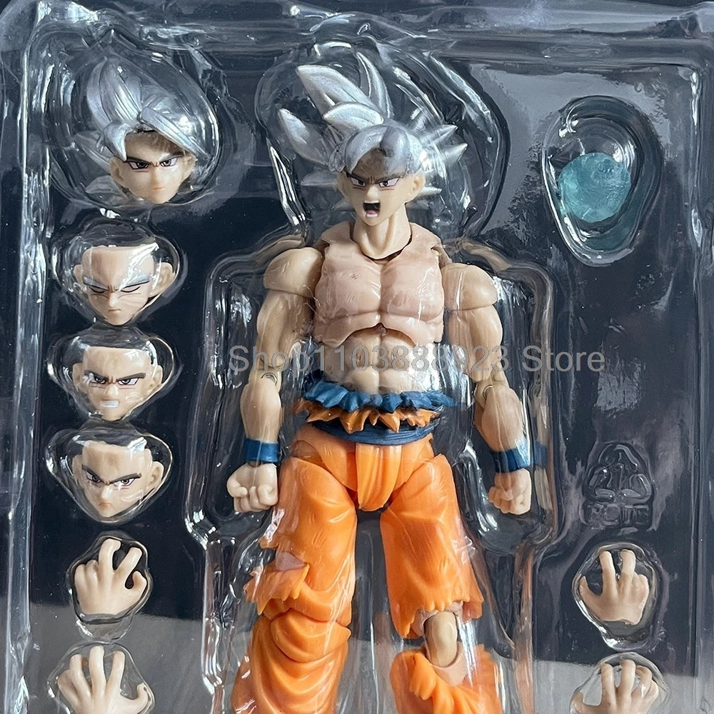 Battle-Damaged Super Saiyan Goku Figure | Articulated DBZ Collectible Figures - The Eezee Shop