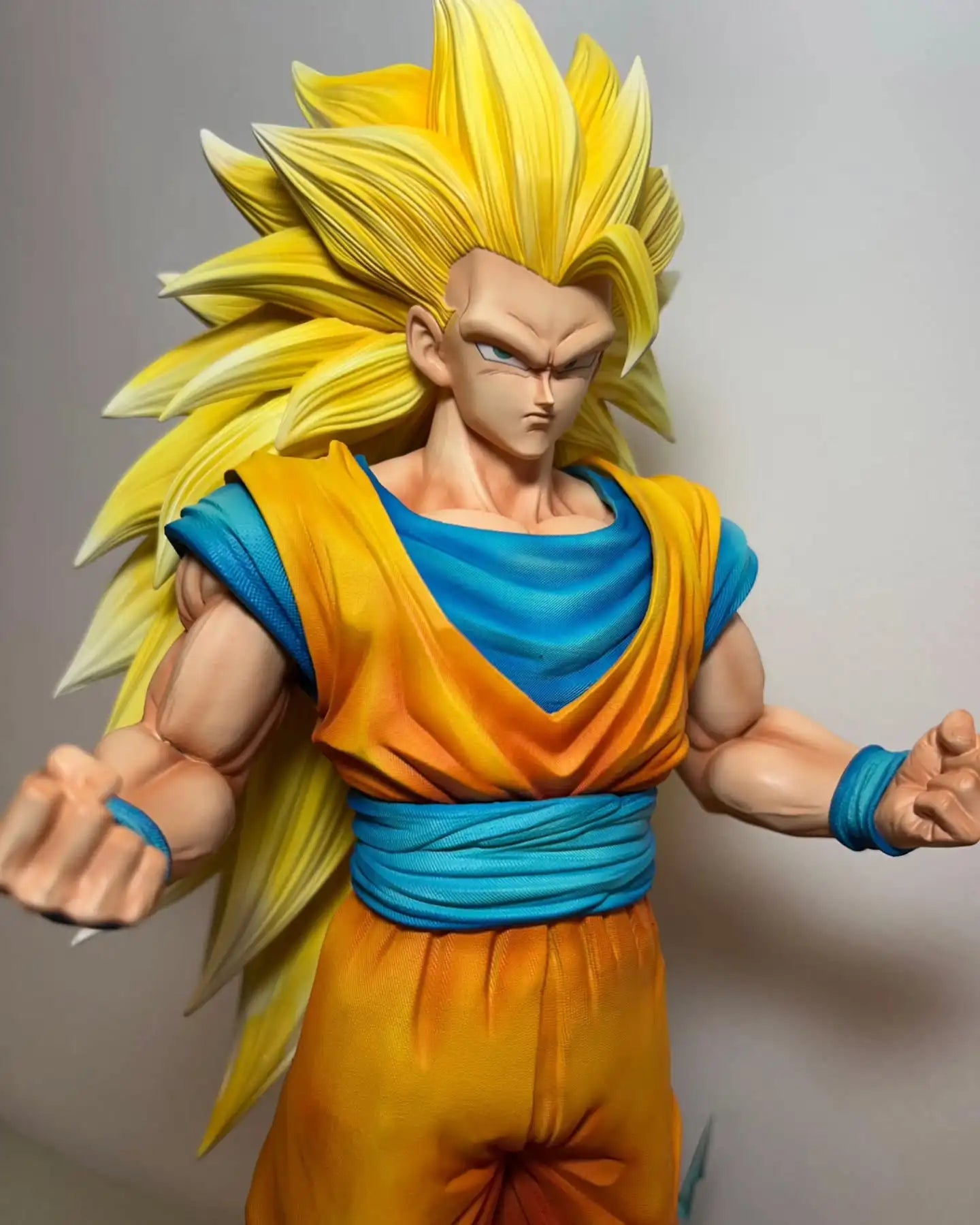 Super Saiyan 3 Goku Statue | Dragon Ball Z Collectible Figure Collectible Figures - The Eezee Shop