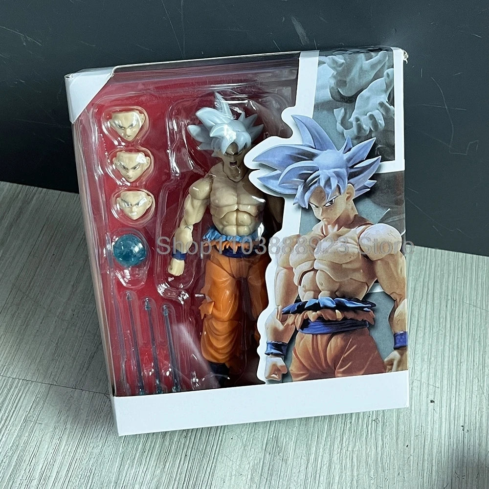 Battle-Damaged Super Saiyan Goku Figure | Articulated DBZ Collectible Figures - The Eezee Shop
