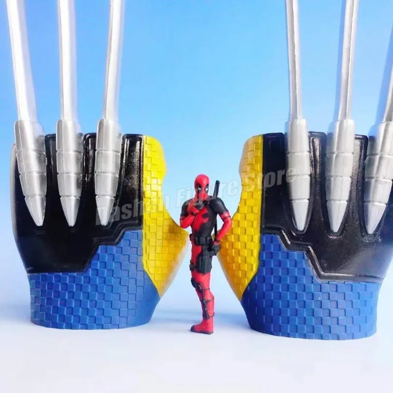 Wolverine 1:1 Claw Gloves | Wearable X-Men Cosplay Prop Cosplay Accessories - The Eezee Shop