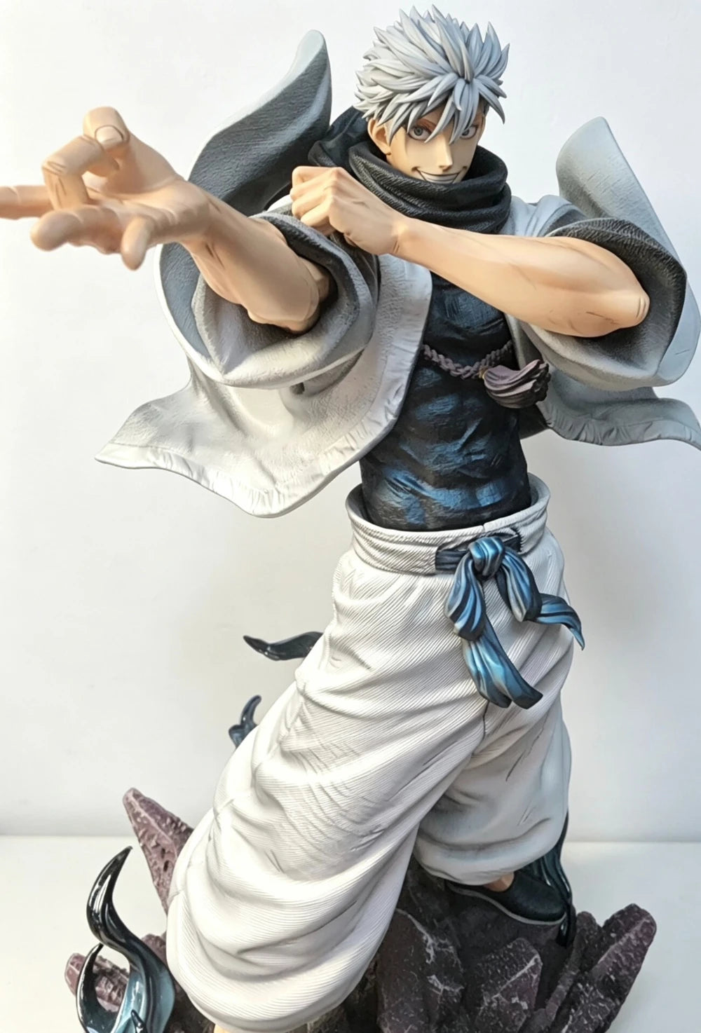 Satoru Gojo Resin Statue | Jujutsu Kaisen Three-Head Figure Collectible Figures - The Eezee Shop