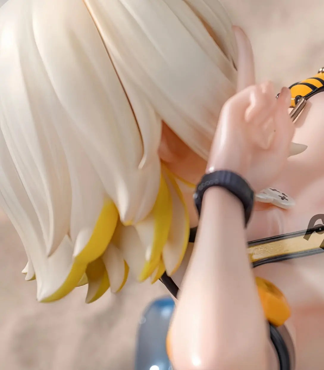 Beach Elegance Anime Girl Figure | Collectible Desktop Statue Collectible Figures - The Eezee Shop