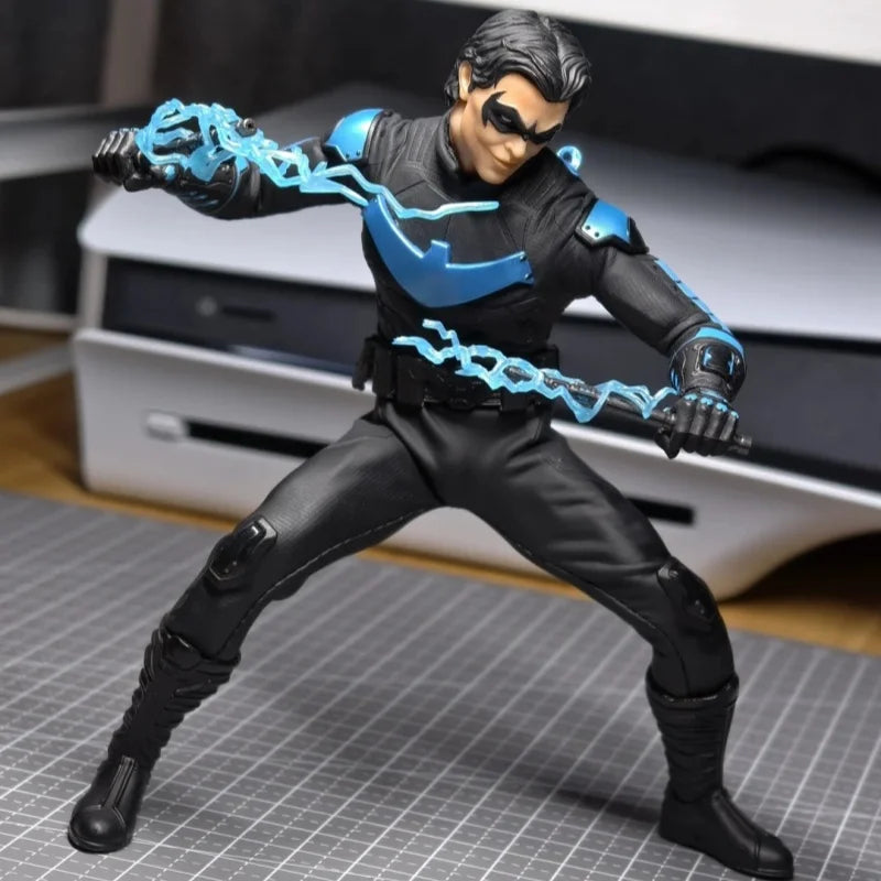 Nightwing 1/12 Action Figure | Fabric Costume 6" Collectible Collectible Figures - The Eezee Shop