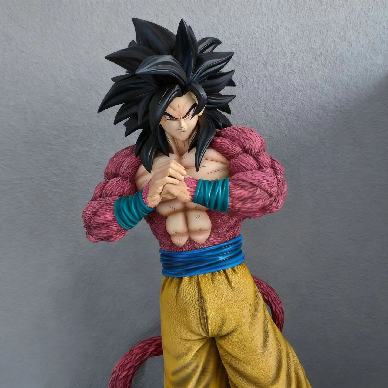 Super Saiyan 4 Goku 53cm Statue | Large Dragon Ball Figure Collectible Figures - The Eezee Shop