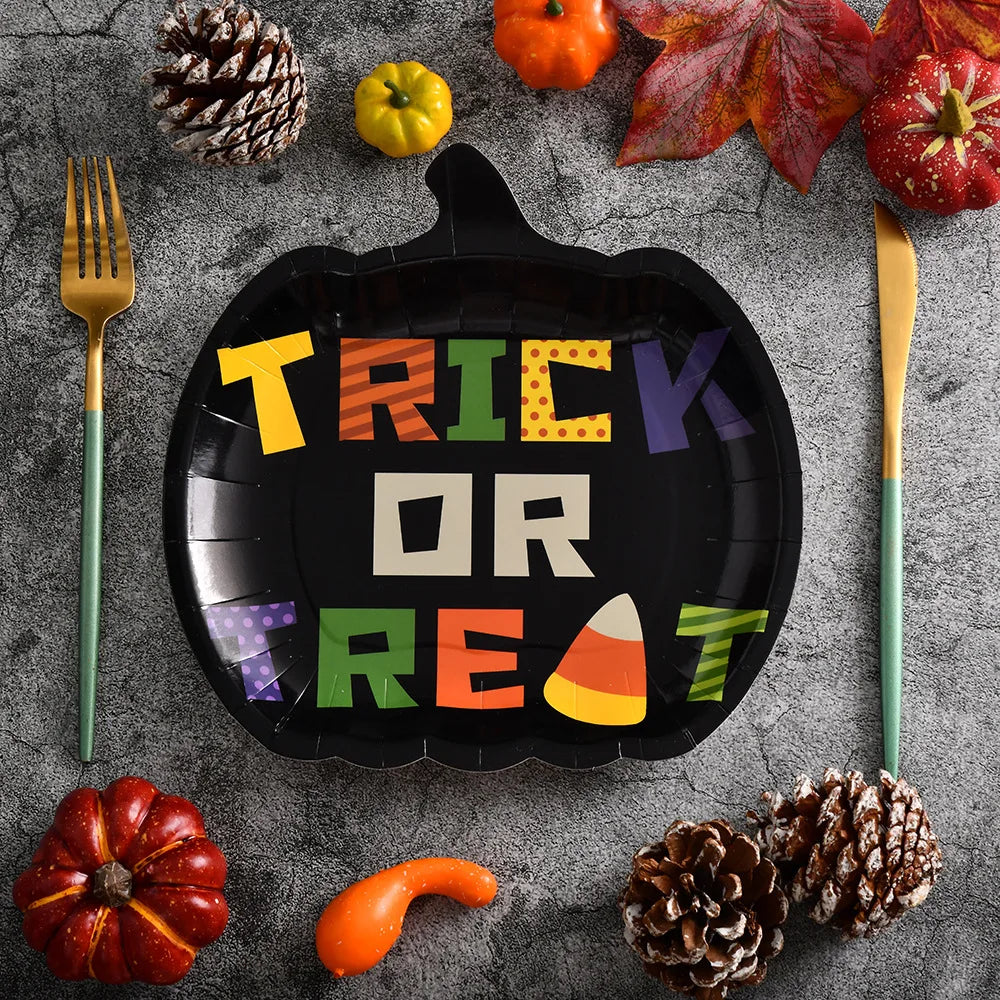 Trick or Treat Halloween Paper Plates | 10-Pack Party Plates Party Supplies - The Eezee Shop