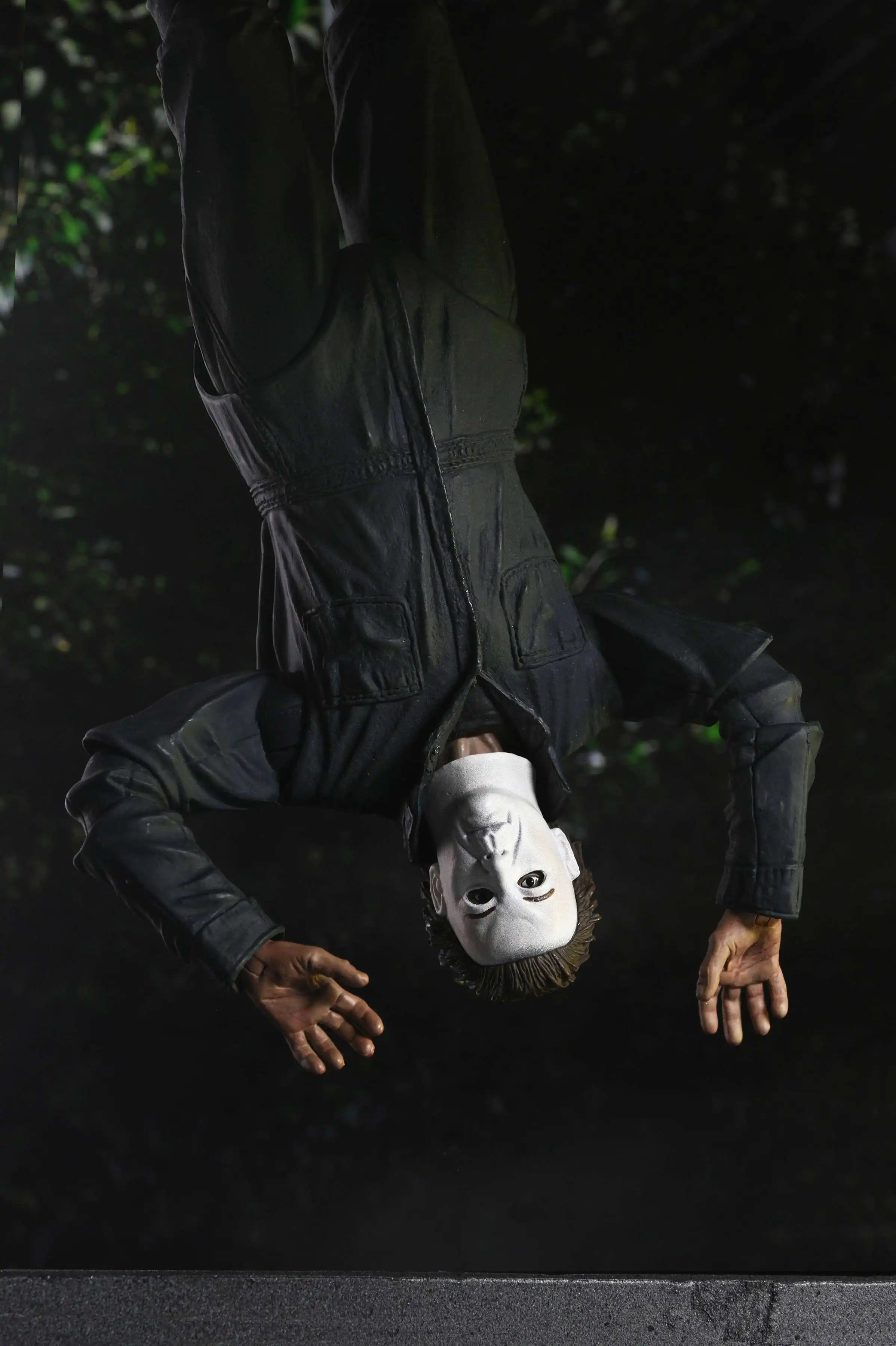 Michael Myers Ultimate Action Figure | 18cm Halloween Resurrection Collectible Figures - The Eezee Shop