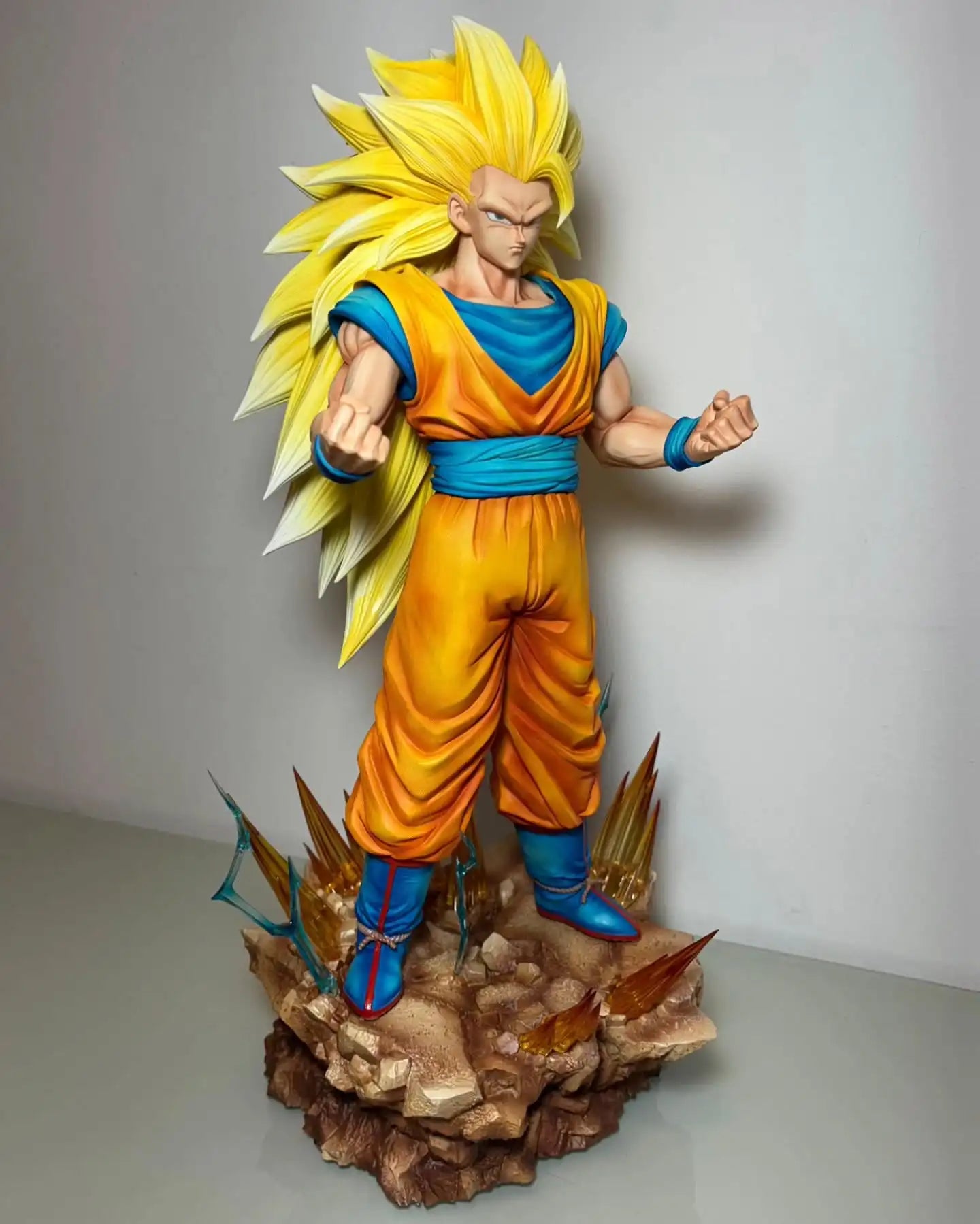 Super Saiyan 3 Goku Statue | Dragon Ball Z Collectible Figure Collectible Figures - The Eezee Shop
