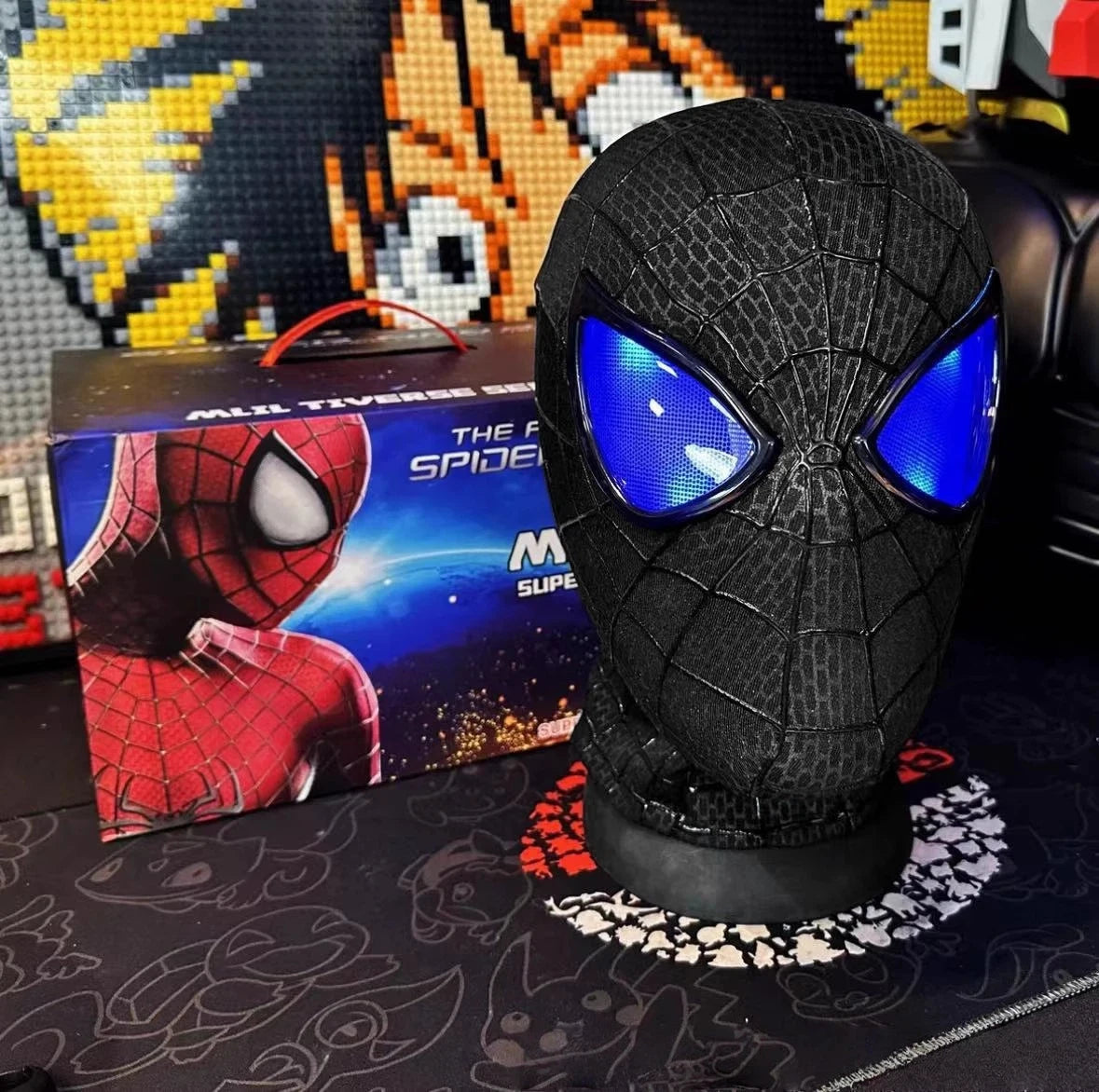 Spider-Man Motorized Eye Mask | Light-Up 1:1 Ring Control Cosplay Masks & Helmets - The Eezee Shop