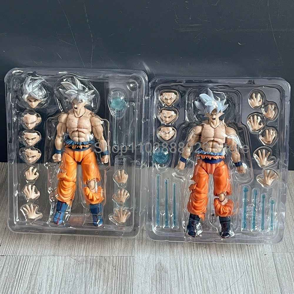 Battle-Damaged Super Saiyan Goku Figure | Articulated DBZ Collectible Figures - The Eezee Shop