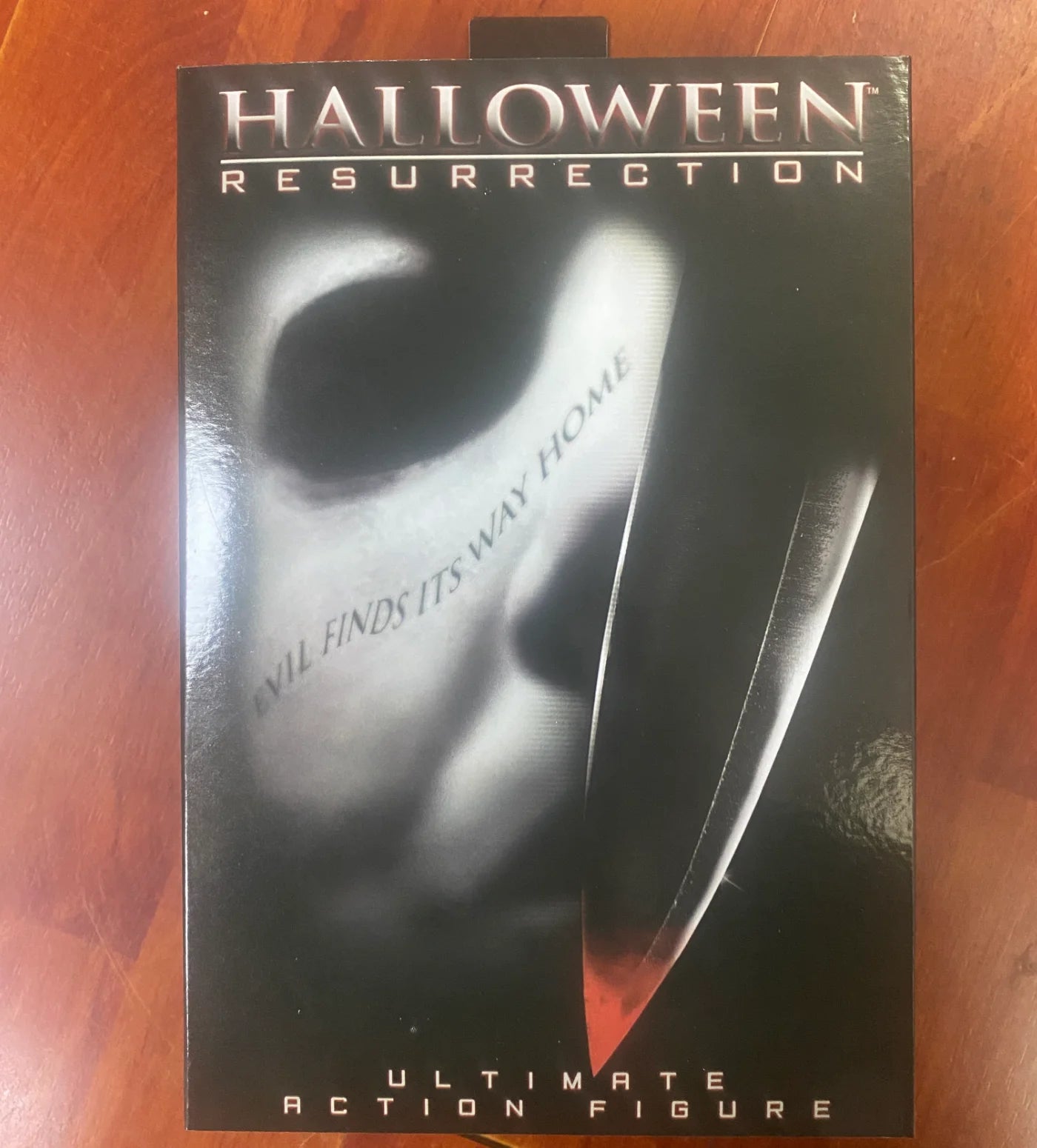 Michael Myers Ultimate Action Figure | 18cm Halloween Resurrection Collectible Figures - The Eezee Shop