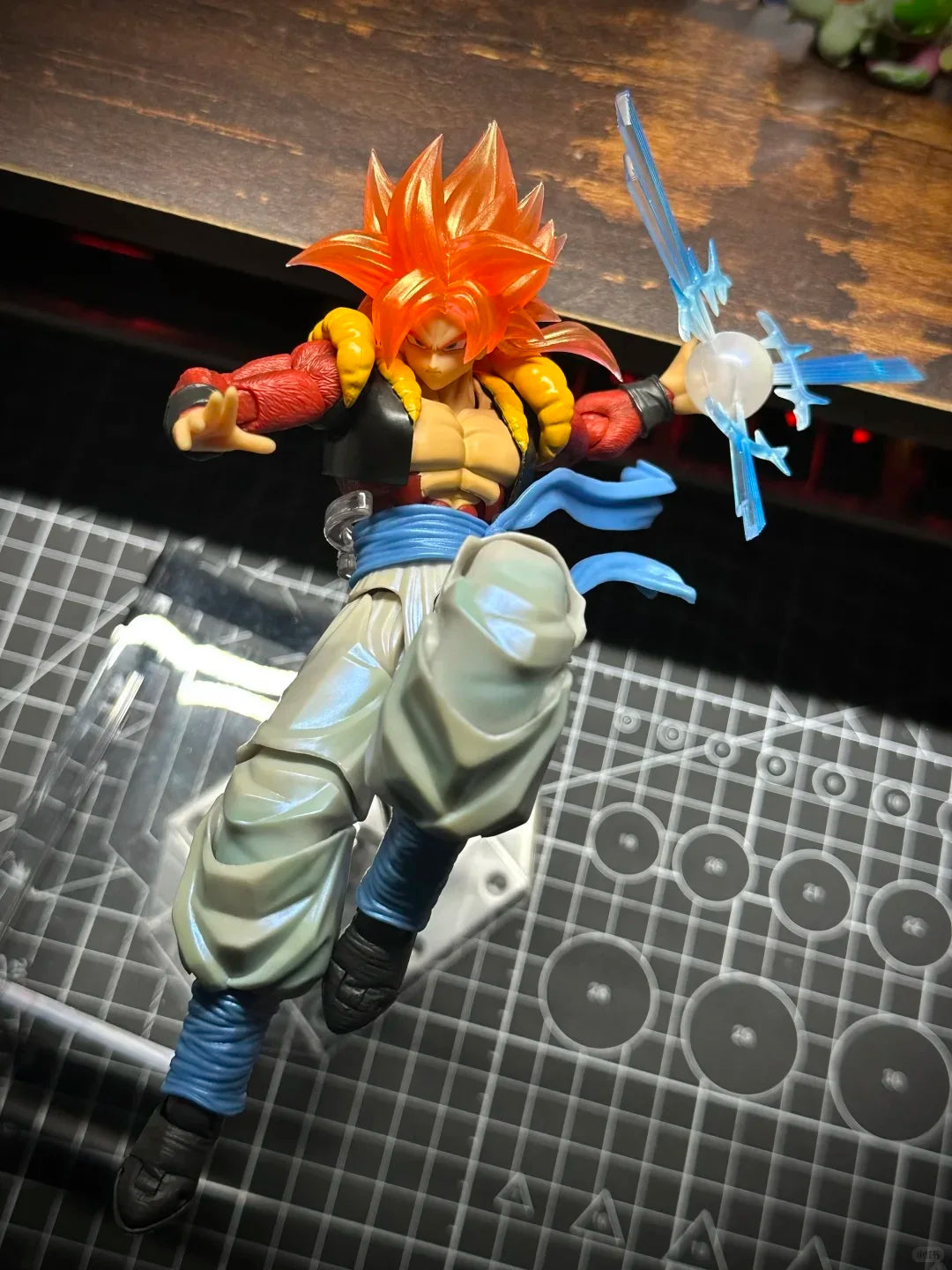 Gogeta Super Saiyan 4 Figure | Dragon Ball GT Statue Collectible Figures - The Eezee Shop