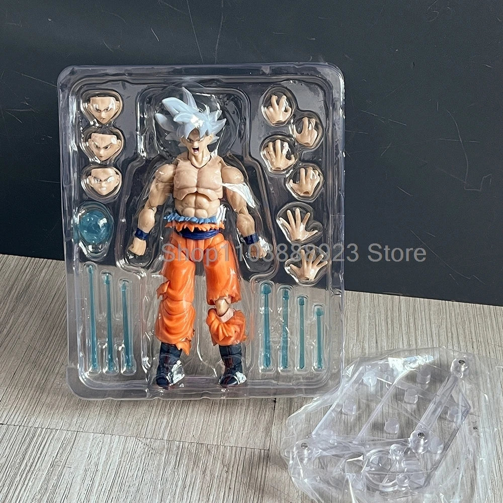 Battle-Damaged Super Saiyan Goku Figure | Articulated DBZ Collectible Figures - The Eezee Shop